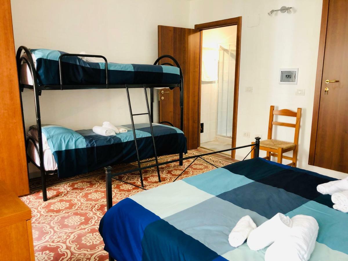 Bed and Breakfast Il Terrazzino Iglesias Exterior foto